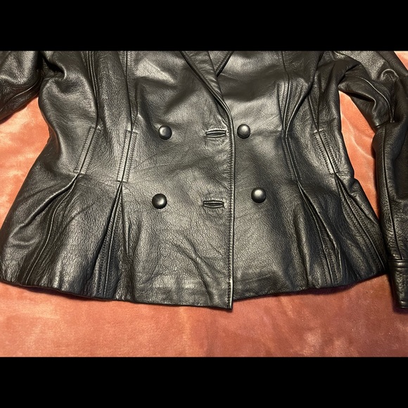 Vintage Black leather blazer/jacket - Picture 9 of 10